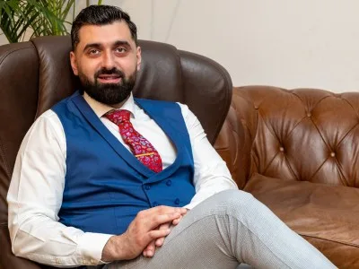 Crearea Spațiilor de Relaxare la Locul de Muncă: O Obligație Legală și Oportunitate Strategică, Explorată de CEO-ul Stress Away, Sergiu Pantelin