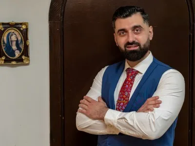 Revoluționând Mediul de Lucru: Cum Reduc Serviciile Stress Away Concediile Medicale, Explică CEO-ul Sergiu Pantelin