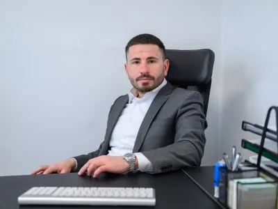 Călătoria Unui Obiect: De la Consumator la Noua Viață prin GreenKraft
