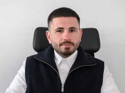 Eduard Petrescu CEO PublicitateOOH.ro multumeste celor peste 200 de clienti pentru increderea lor din 2019